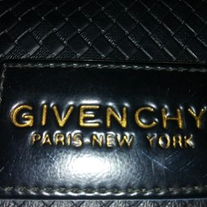 Givenchy bag (lrg)